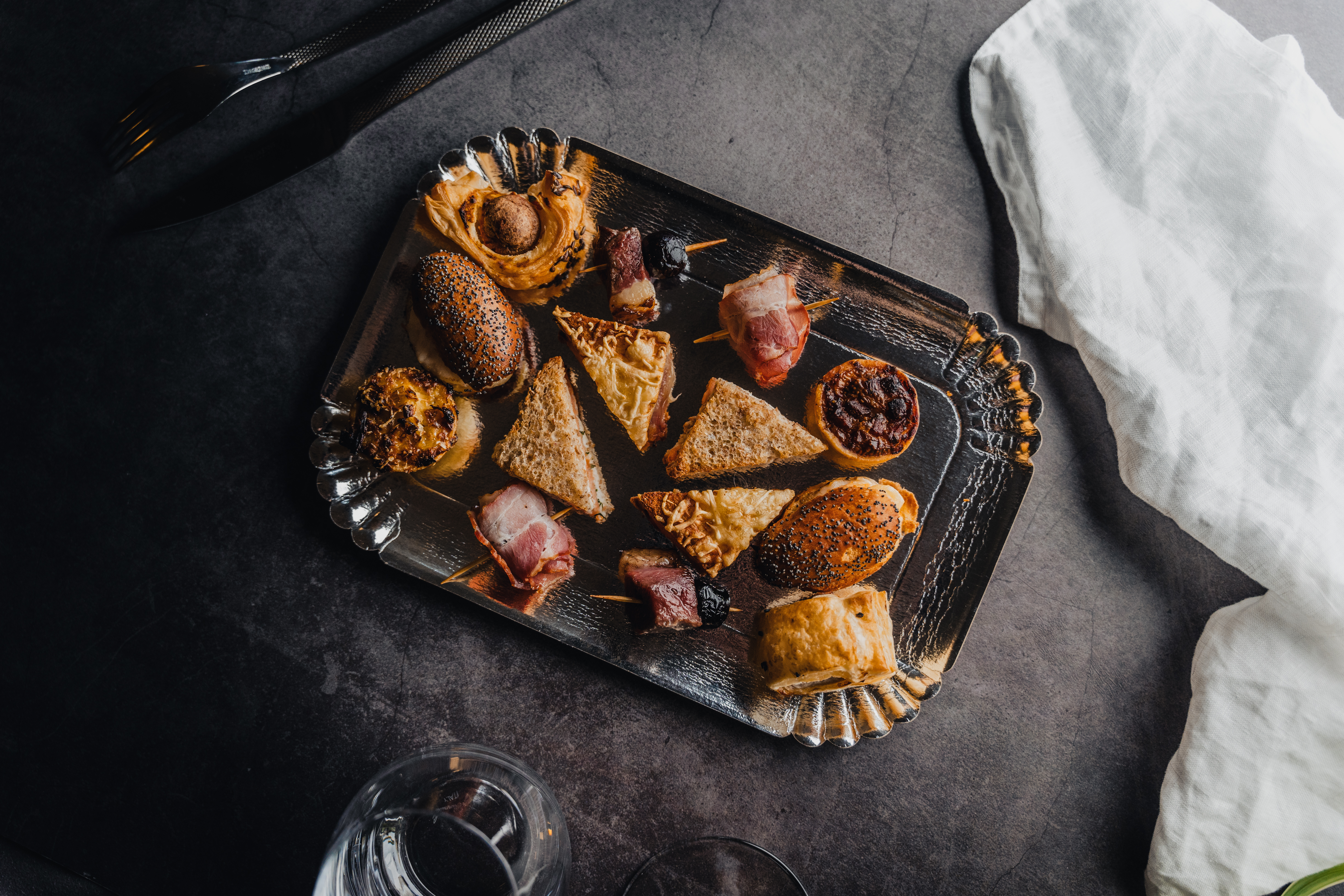 Planche d'amuse bouche chaud salé Le Cheverny Limoges