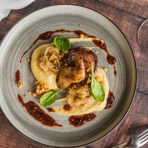 Suprême de pigeon laqué